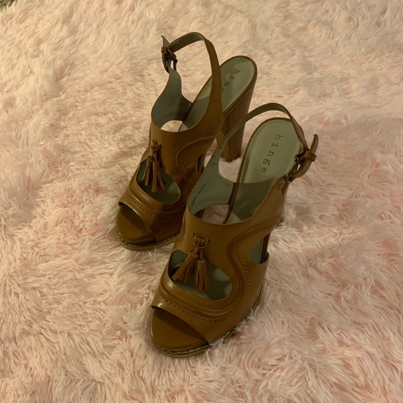 Hinge 5” heels - Picture 4 of 4